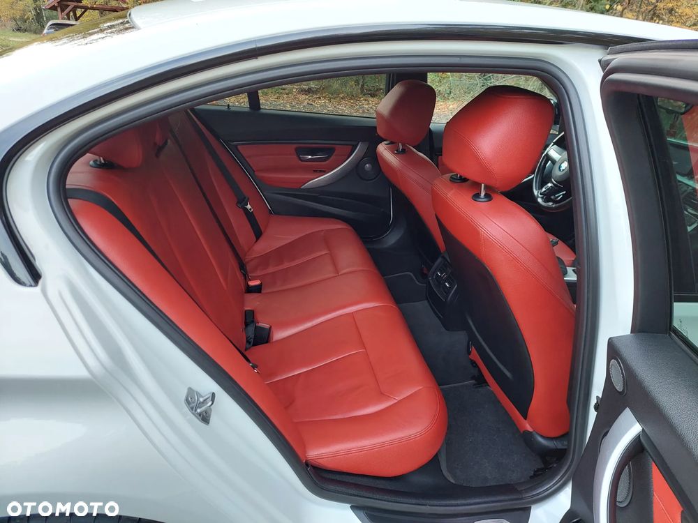 BMW Seria 3 335d xDrive Edition M Sport Shadow - 10