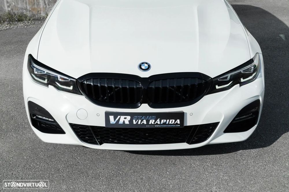 BMW 330 e Pack M Auto - 31