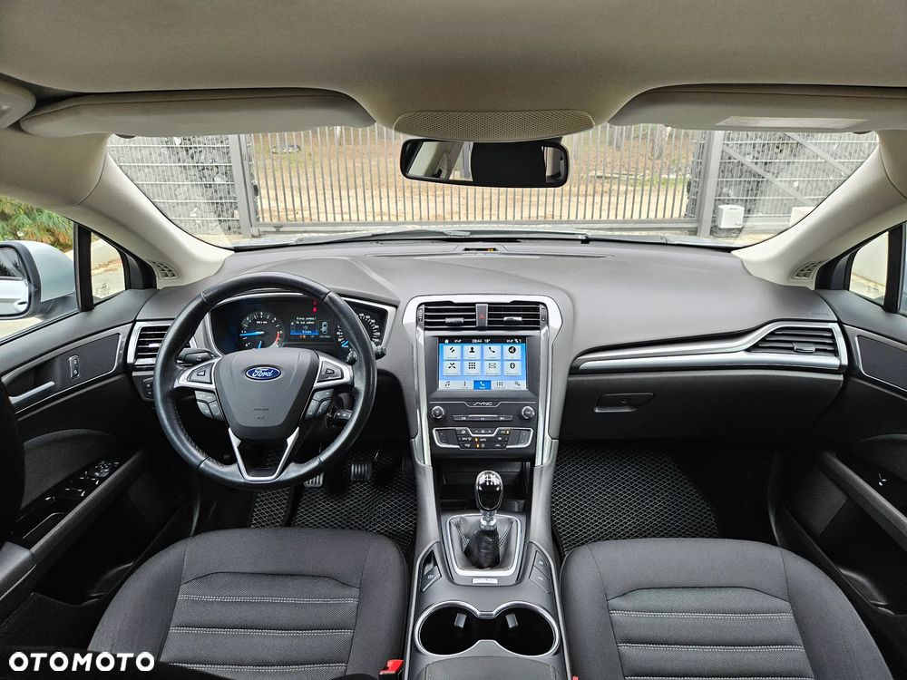 Ford Mondeo 2.0 TDCi Ambiente - 27