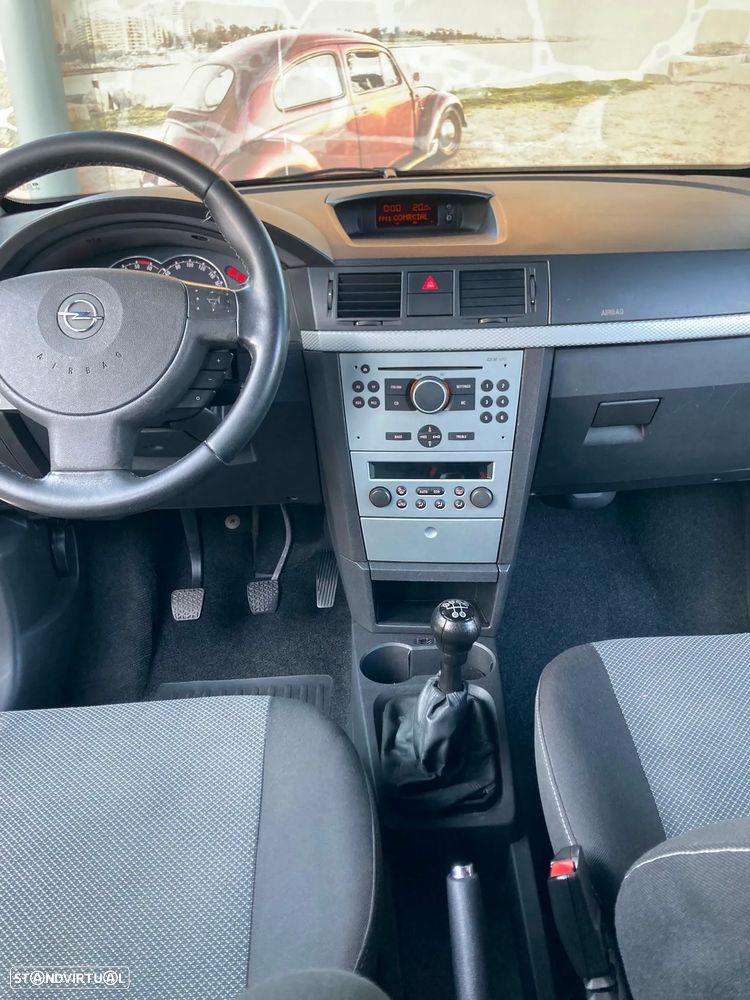 Opel Meriva - 10