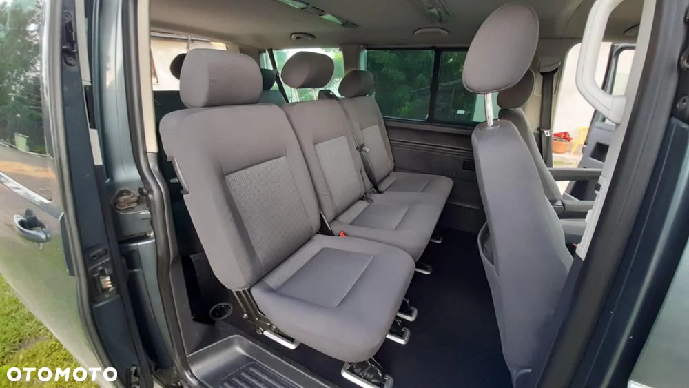 Volkswagen Transporter Caravelle Lang Trendline - 2