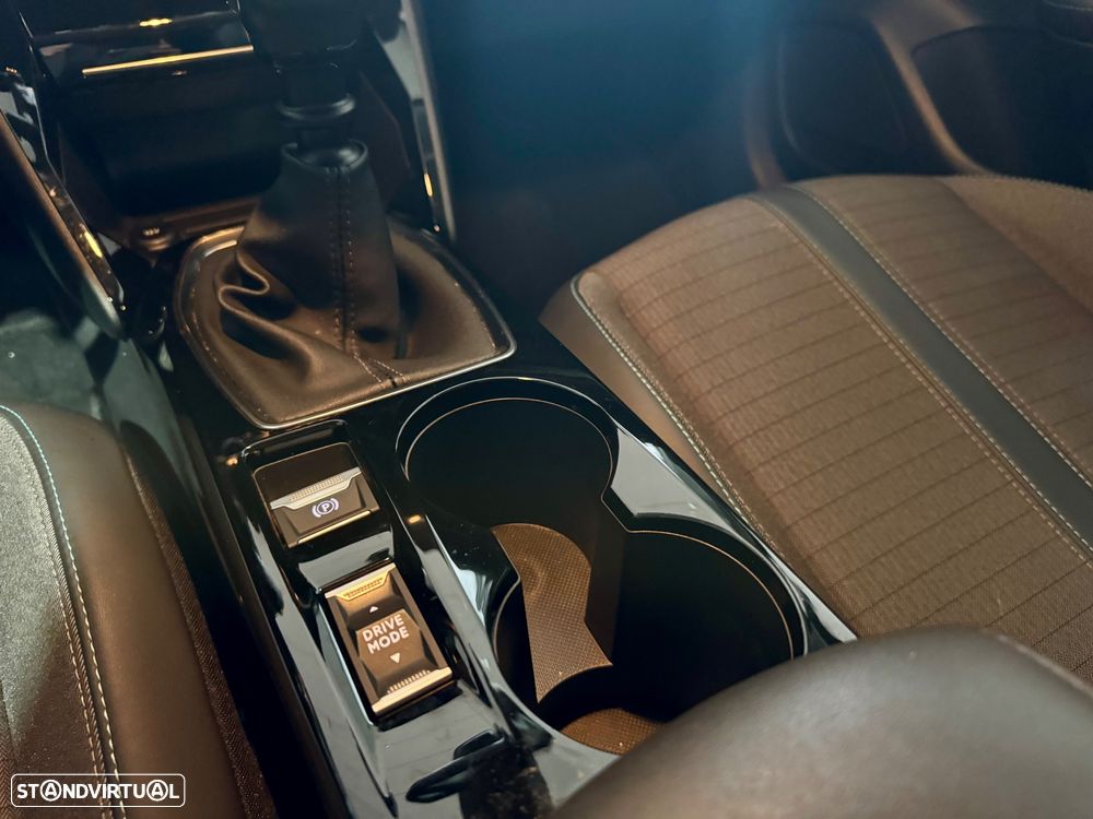 Peugeot 208 1.2 PureTech Allure - 9