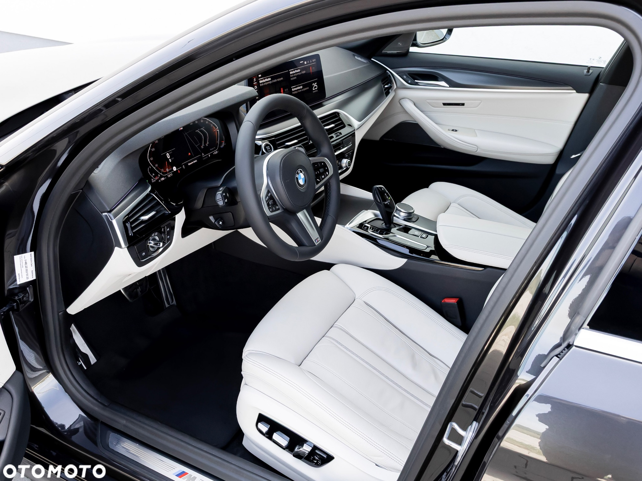 BMW Seria 5 520d xDrive M Sport sport - 27