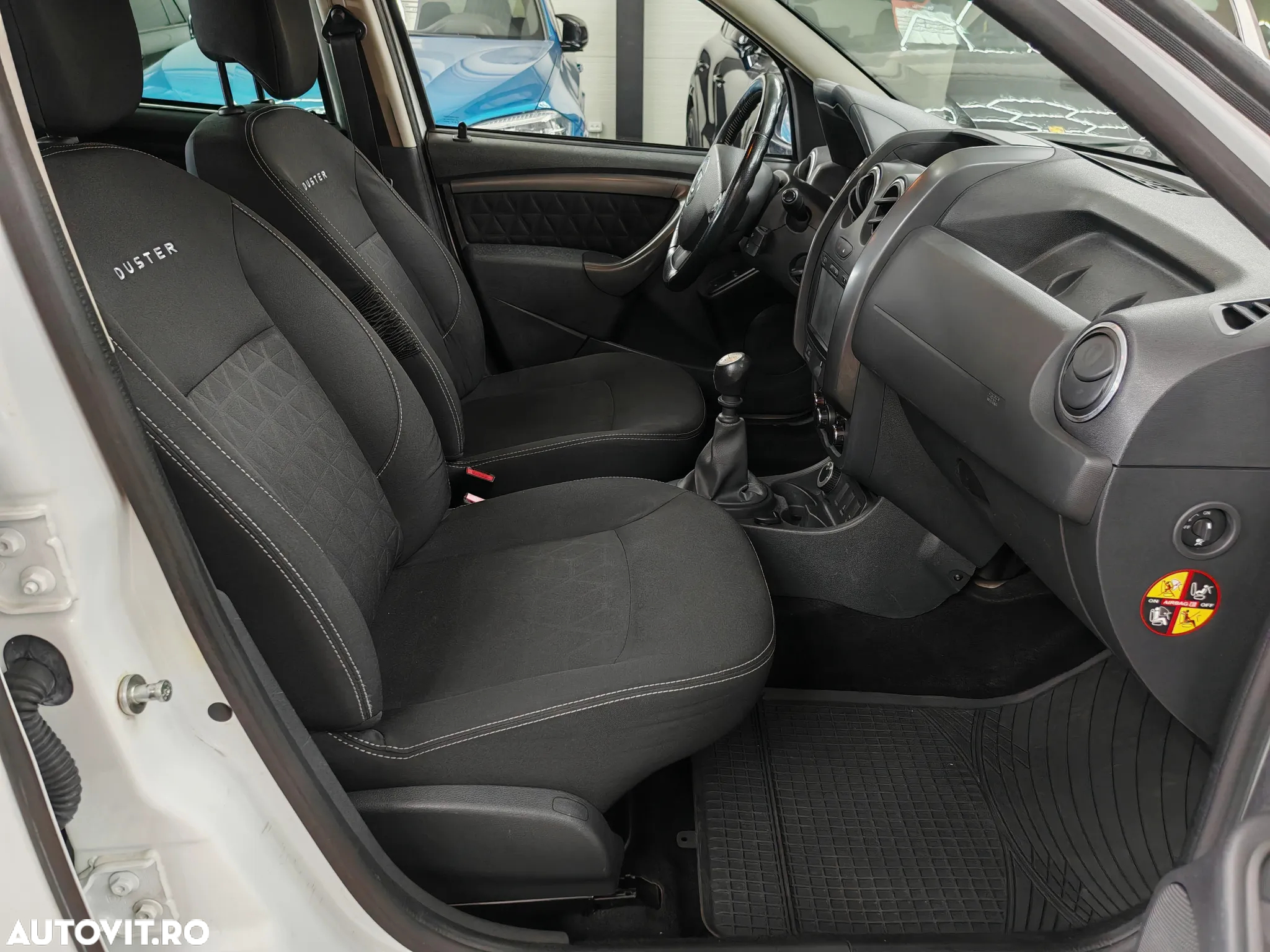 Dacia Duster 1.5 dCi 4x4 Prestige - 10