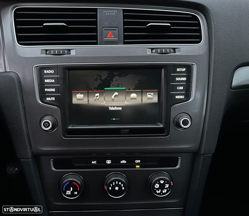 VW Golf 1.6 TDi BlueMotion Trendline - 16