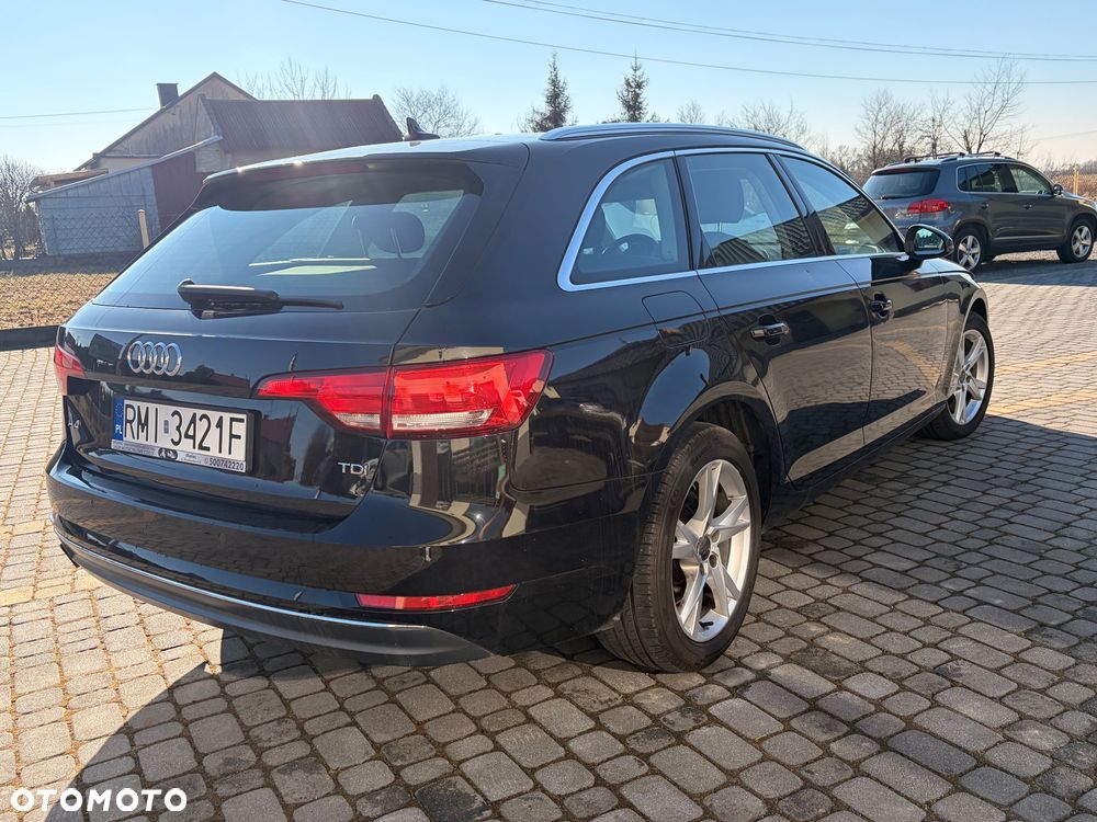 Audi A4 Avant - 4