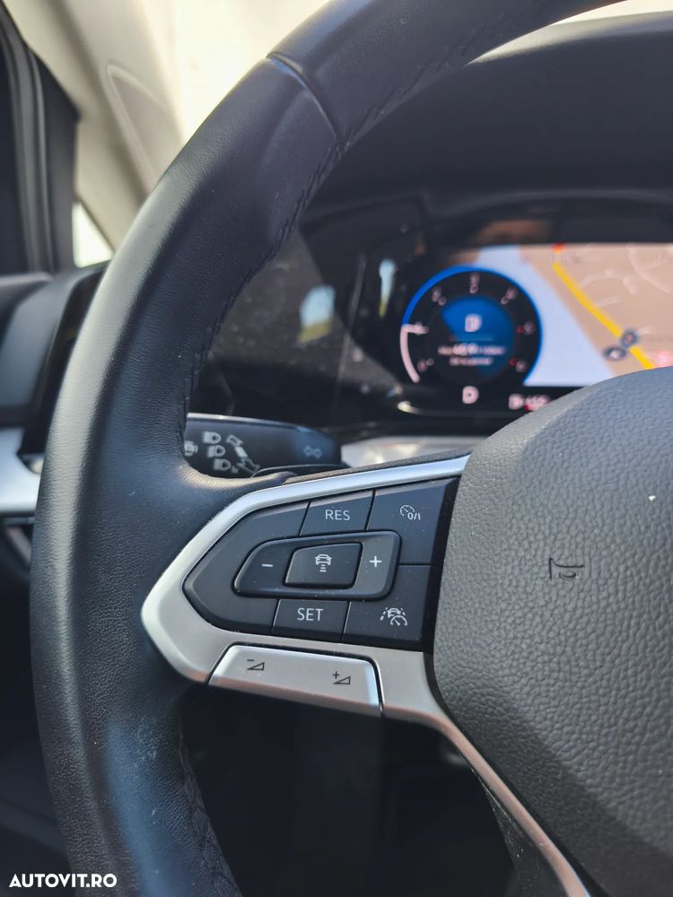 Volkswagen Golf 2.0 TDI DSG Life - 9