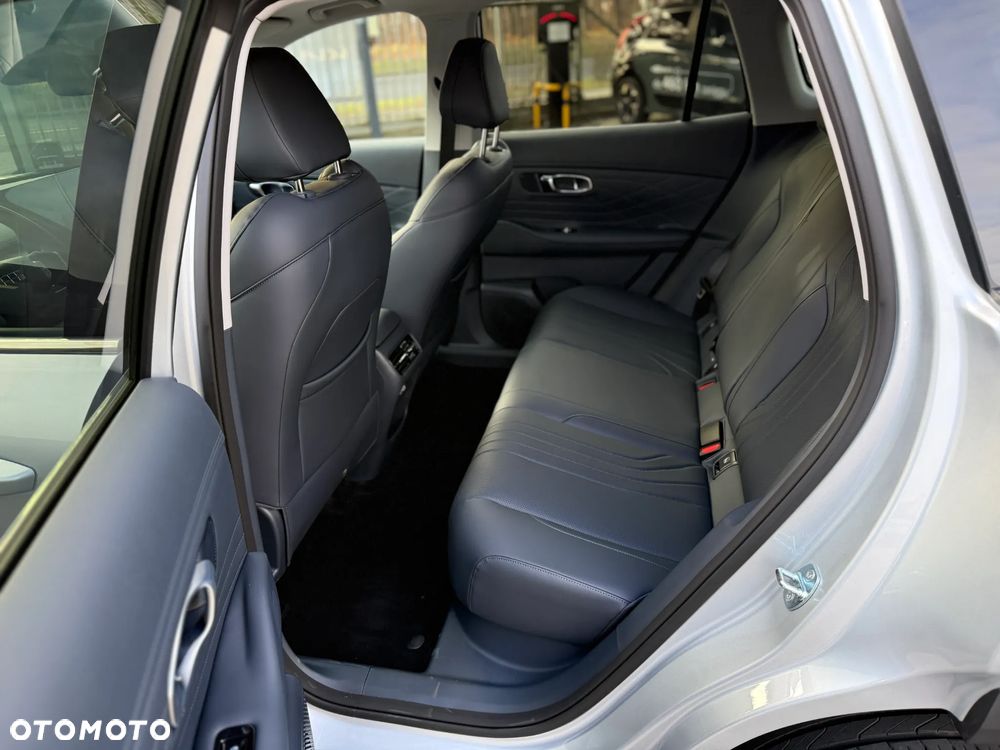 Geely Starray EM-i 1.5 PHEV Pro - 16