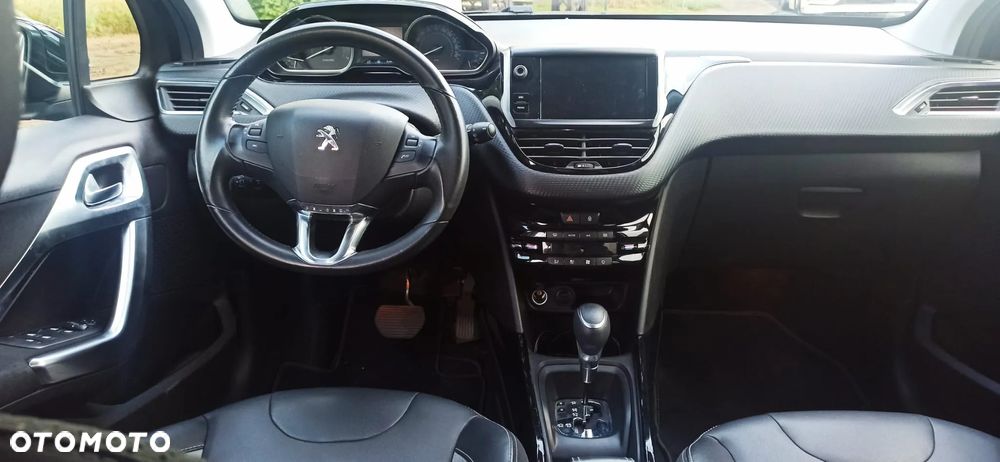 Peugeot 2008 1.2 Pure Tech GPF Crossway S&S EAT6 - 21