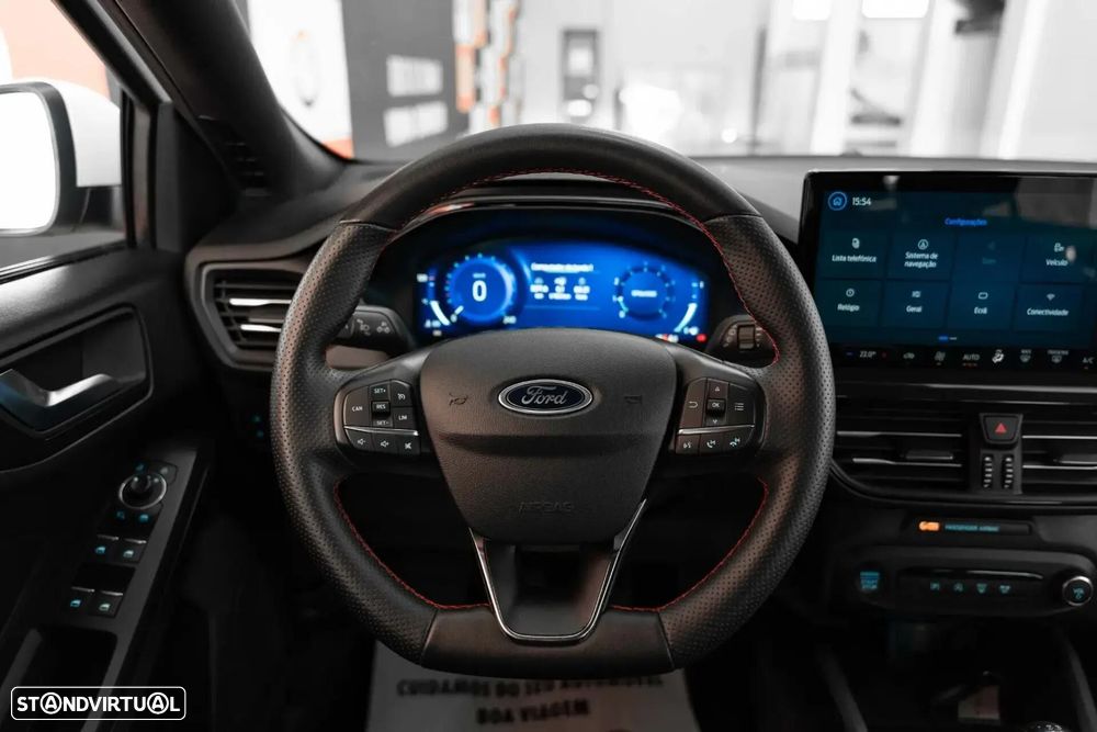 Ford Focus SW 1.0 EcoBoost ST-Line - 15
