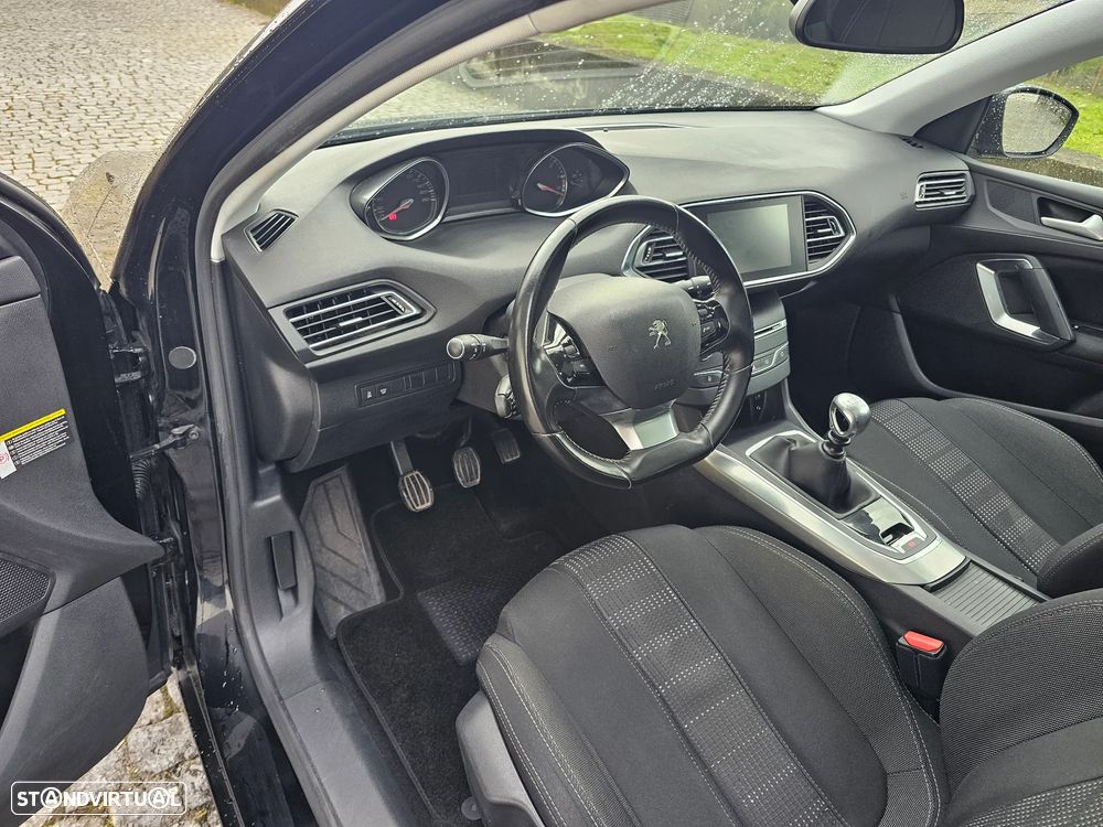 Peugeot 308 1.6 BlueHDi Allure J17 - 10