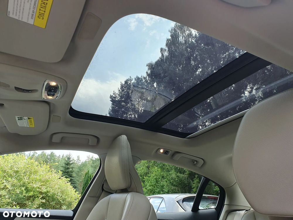 Volvo S60 T6 AWD Momentum Pro - 15