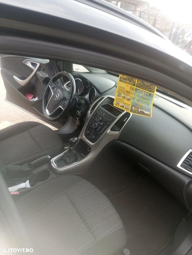 Opel Astra 1.7 CDTI - 8