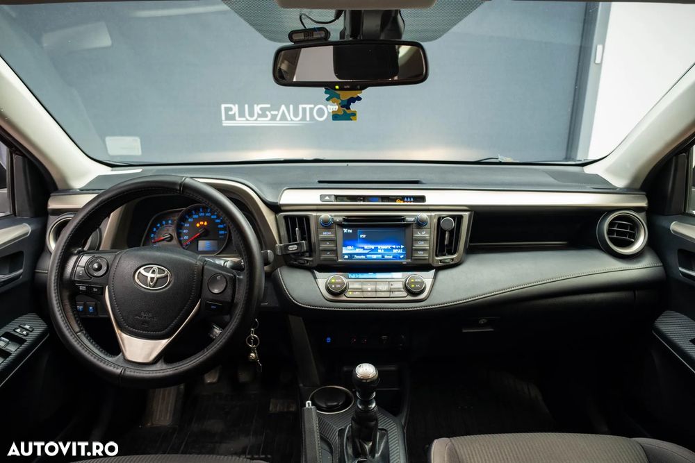 Toyota RAV4 2.0 D-4D 2WD Comfort - 22