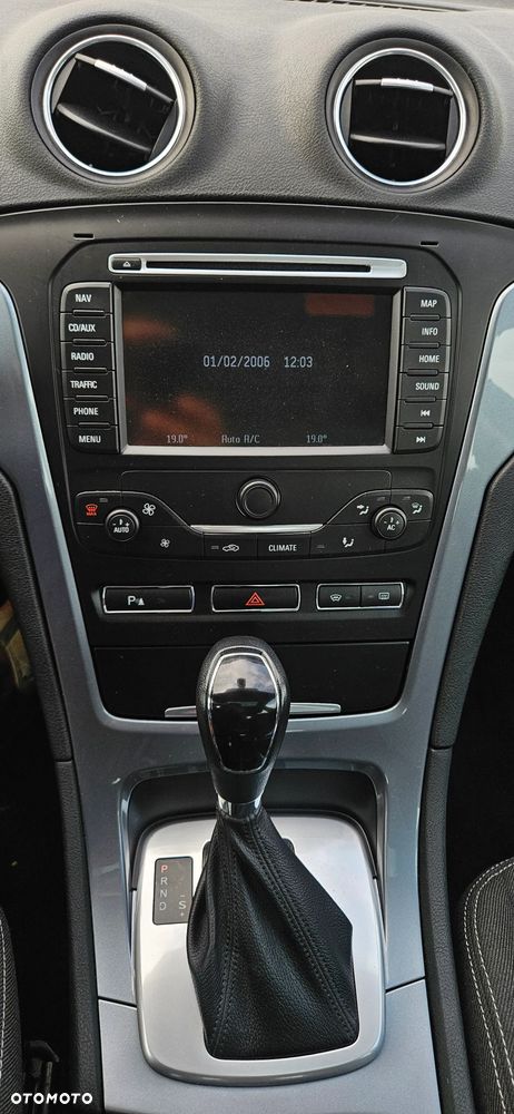 Ford Mondeo 2.0 TDCi Titanium - 15