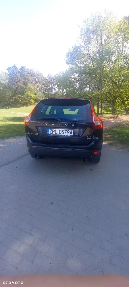 Volvo XC 60 D5 AWD Momentum - 5