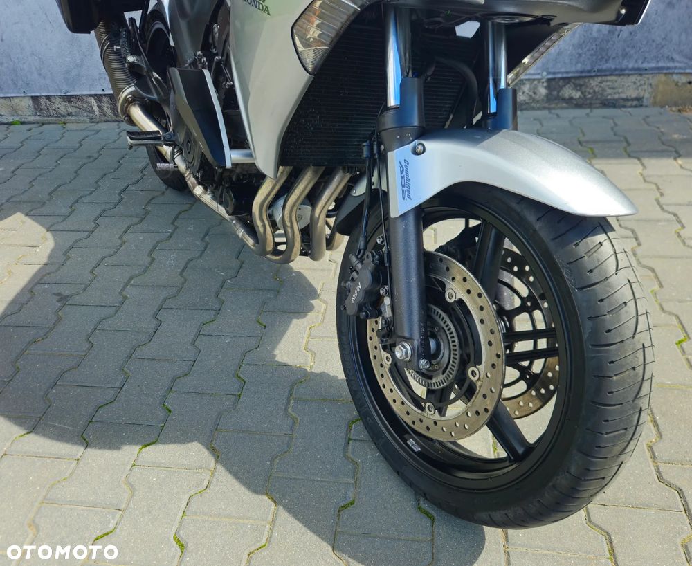 Honda CBF - 26
