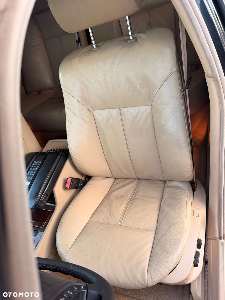 BMW Seria 7 728i L - 7