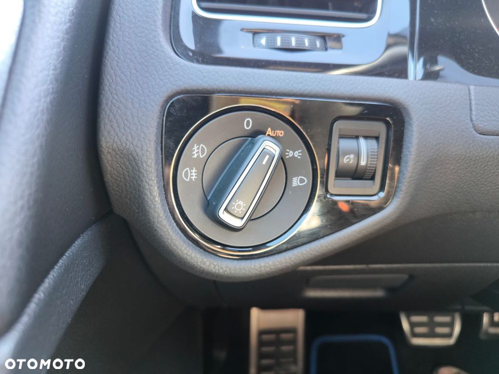Volkswagen Golf GTI (BlueMotion Technology) DSG Performance - 31