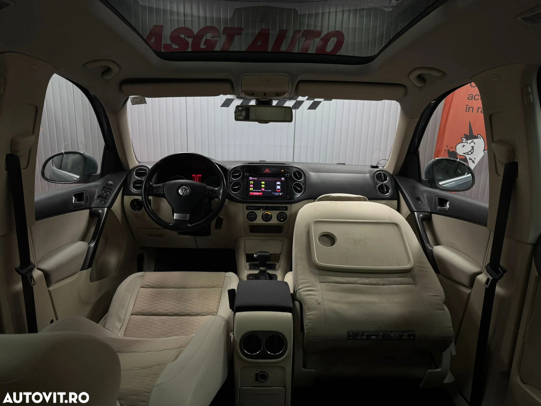 Volkswagen Tiguan - 4
