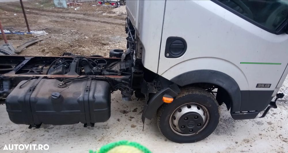 PIESE NISSAN ATLEON- CABSTAR BARA FAR SEMNALIZATOR RENAULT MAXTY - 28