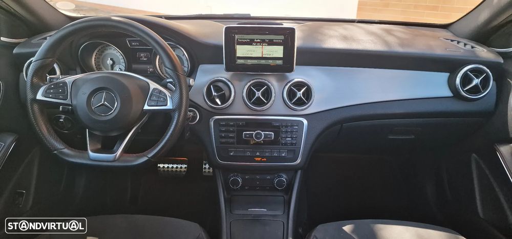 Mercedes-Benz GLA 220 CDI 4Matic 7G-DCT AMG Line - 15