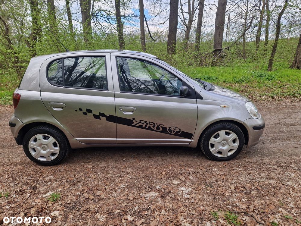 Toyota Yaris - 3