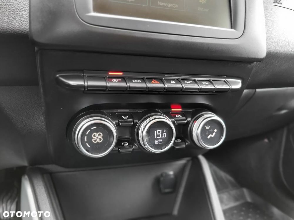 Dacia Duster 1.0 TCe SL Celebration - 17