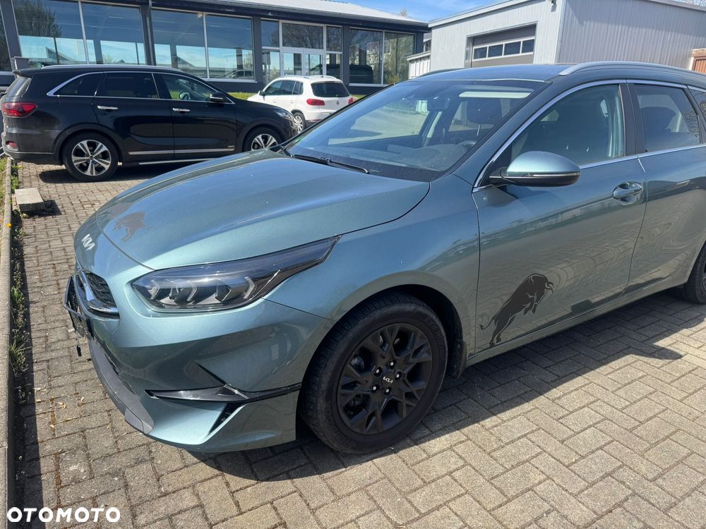 Kia Ceed 1.5 T-GDI OPF Nightline Edition