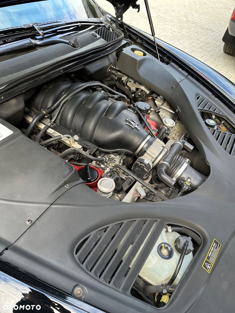 Maserati Quattroporte - 7