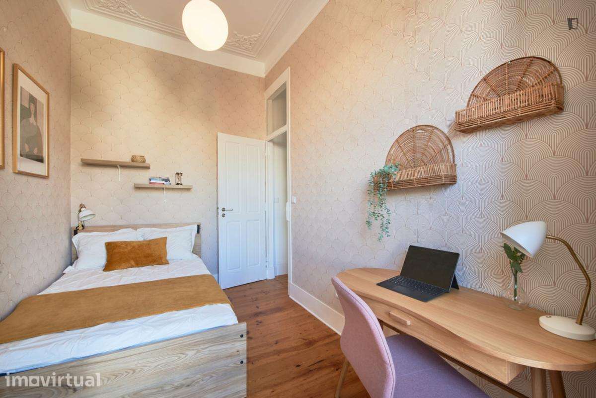 Quarto - localizado em Alcântara Lisbon - Grande imagem: 5/19