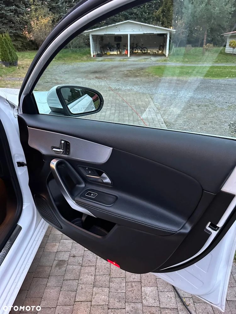 Mercedes-Benz Klasa A 220 7G-DCT - 29