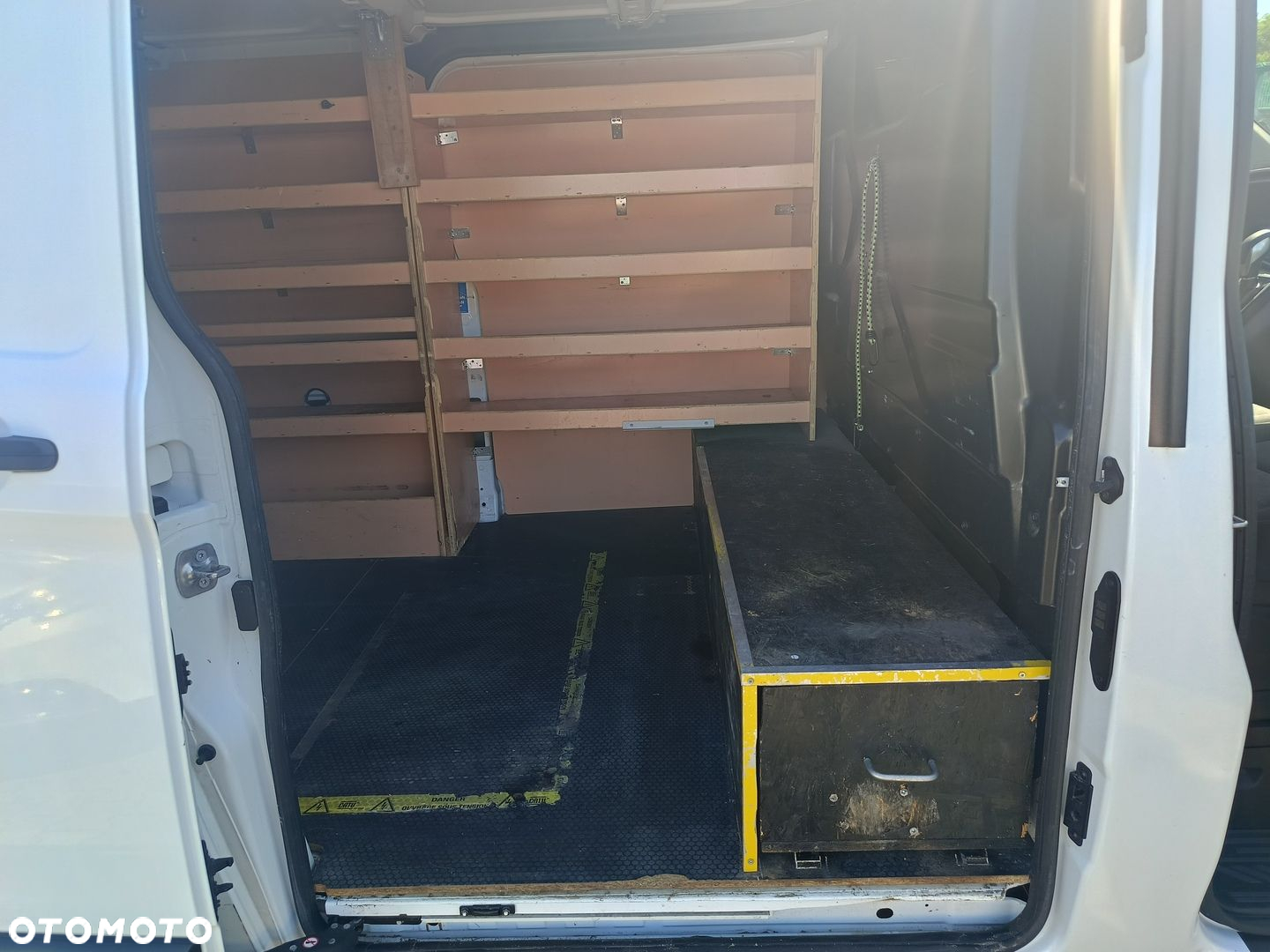 Ford Transit Custom - 8