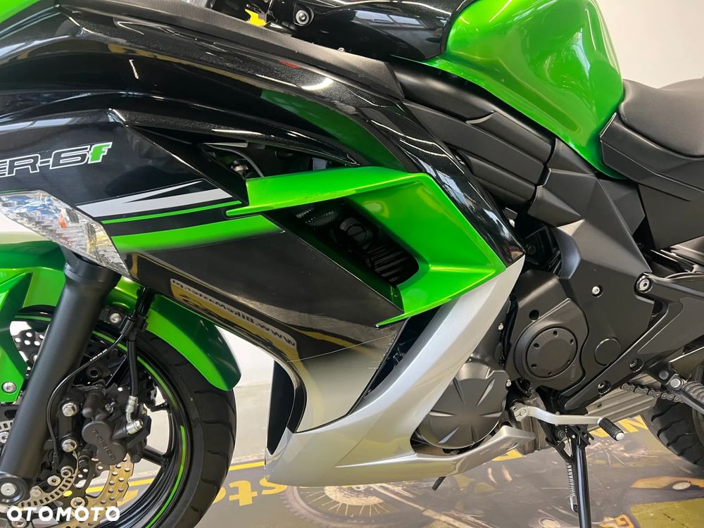 Kawasaki ER - 9