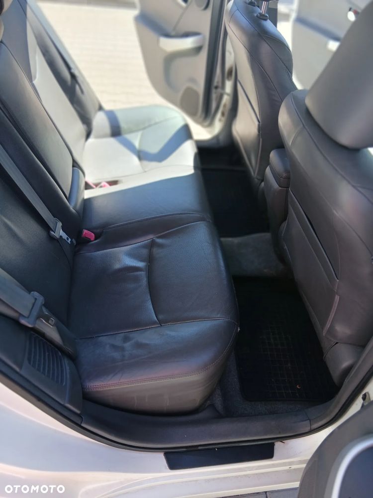 Toyota Prius - 17
