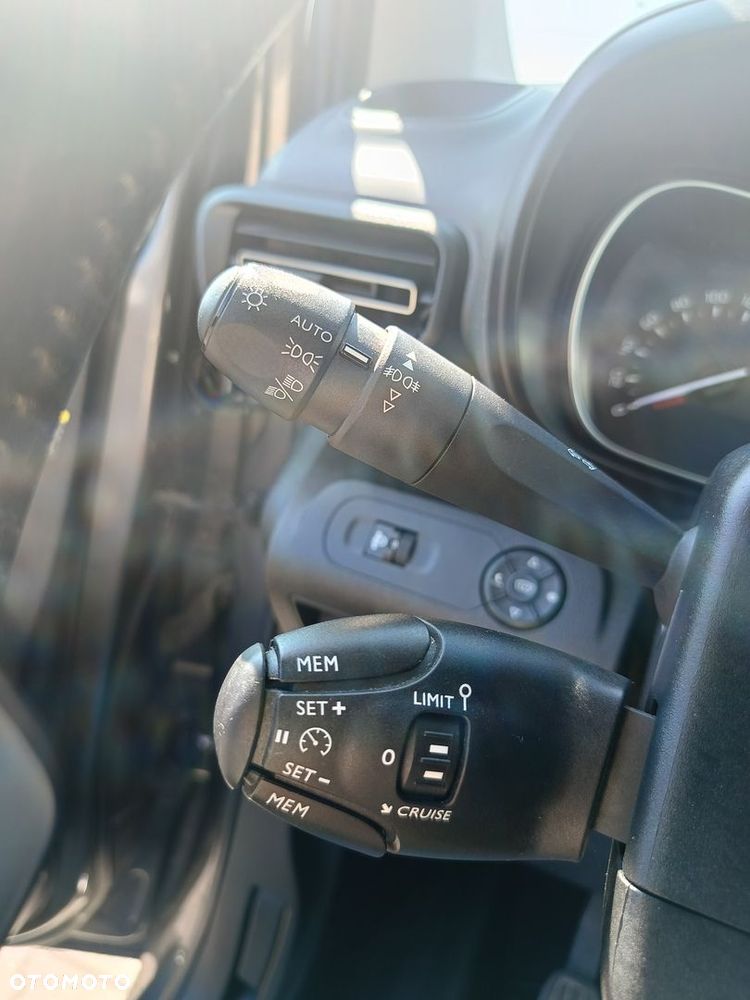 Citroën Berlingo M 1.2 PureTech Shine S&S - 19