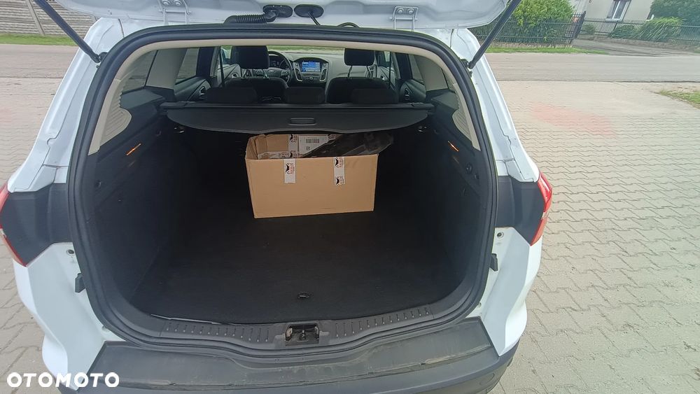 Ford Focus 1.5 EcoBoost SYNC Edition ASS PowerShift - 11