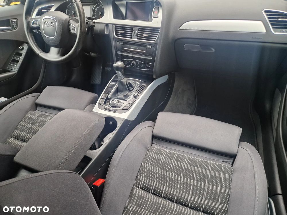 Audi A4 ver-1-8-tfsi-ambiente - 15