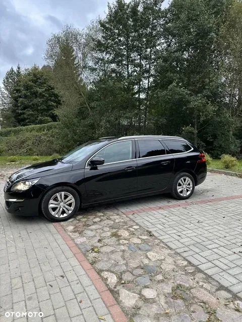 Peugeot 308 1.6 BlueHDi Allure S&S - 2