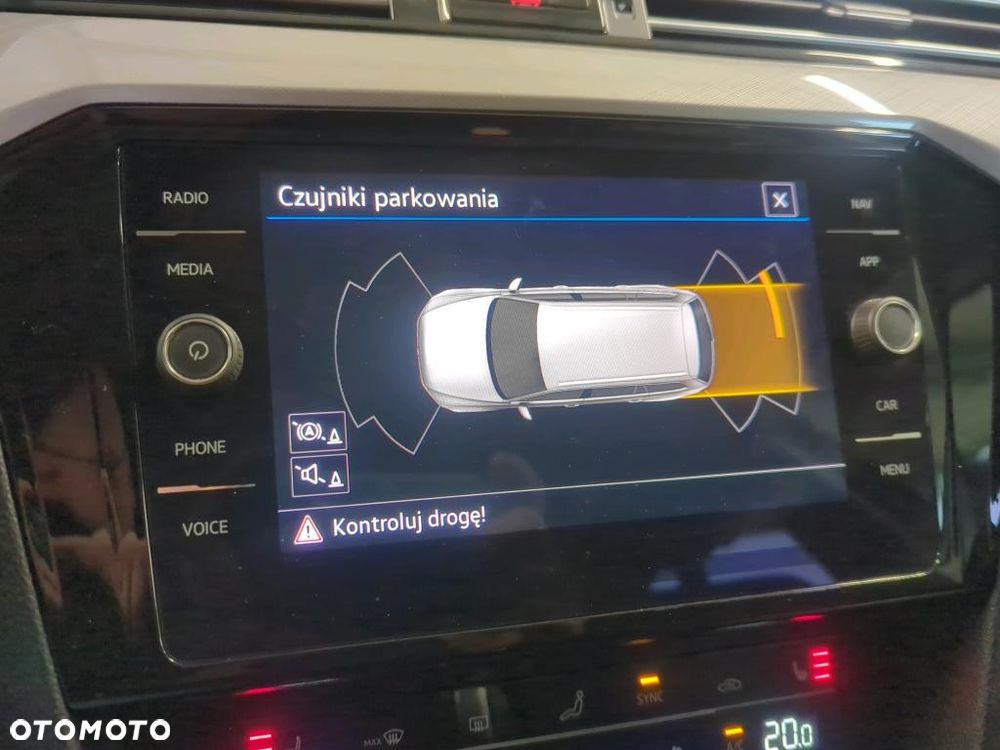 Volkswagen Passat Variant 2.0 TDI EVO Business DSG - 9