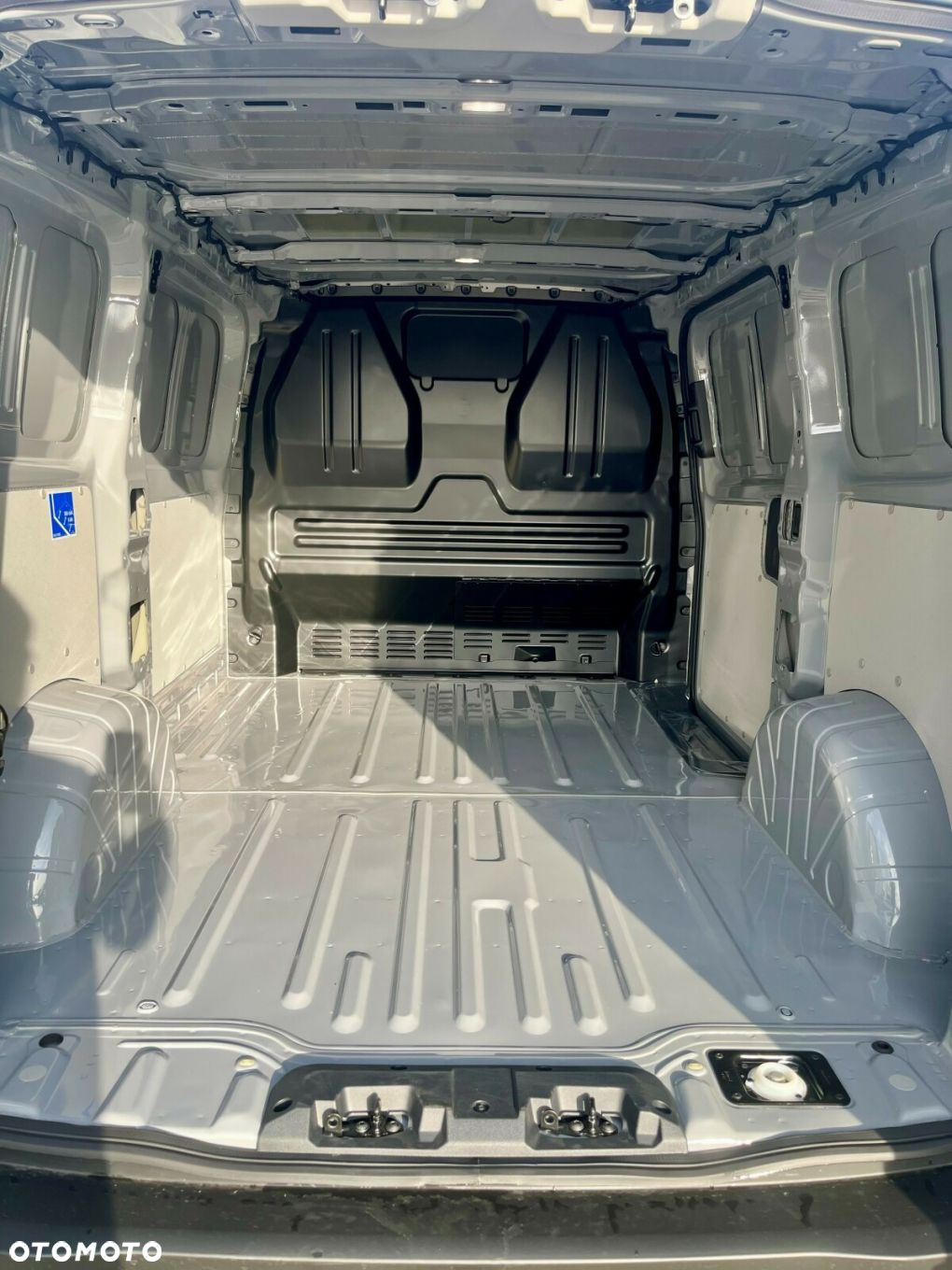Volkswagen Transporter Furgon - 5