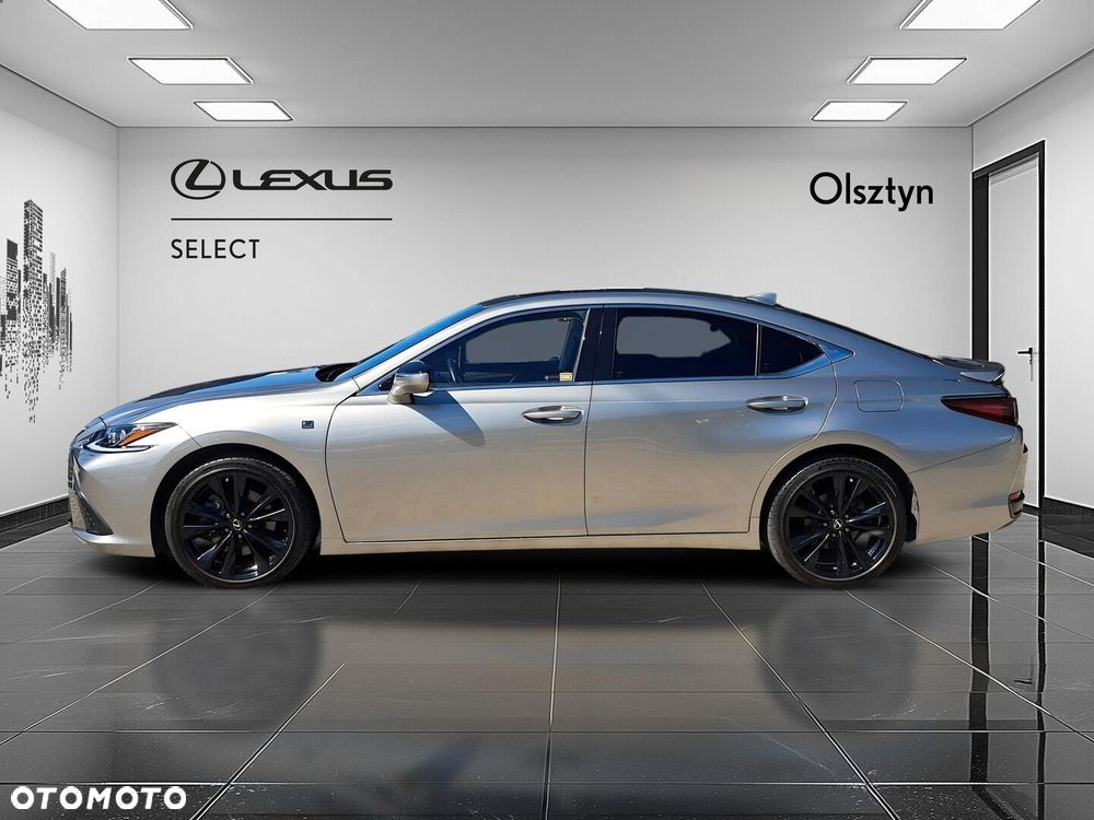Lexus ES - 5