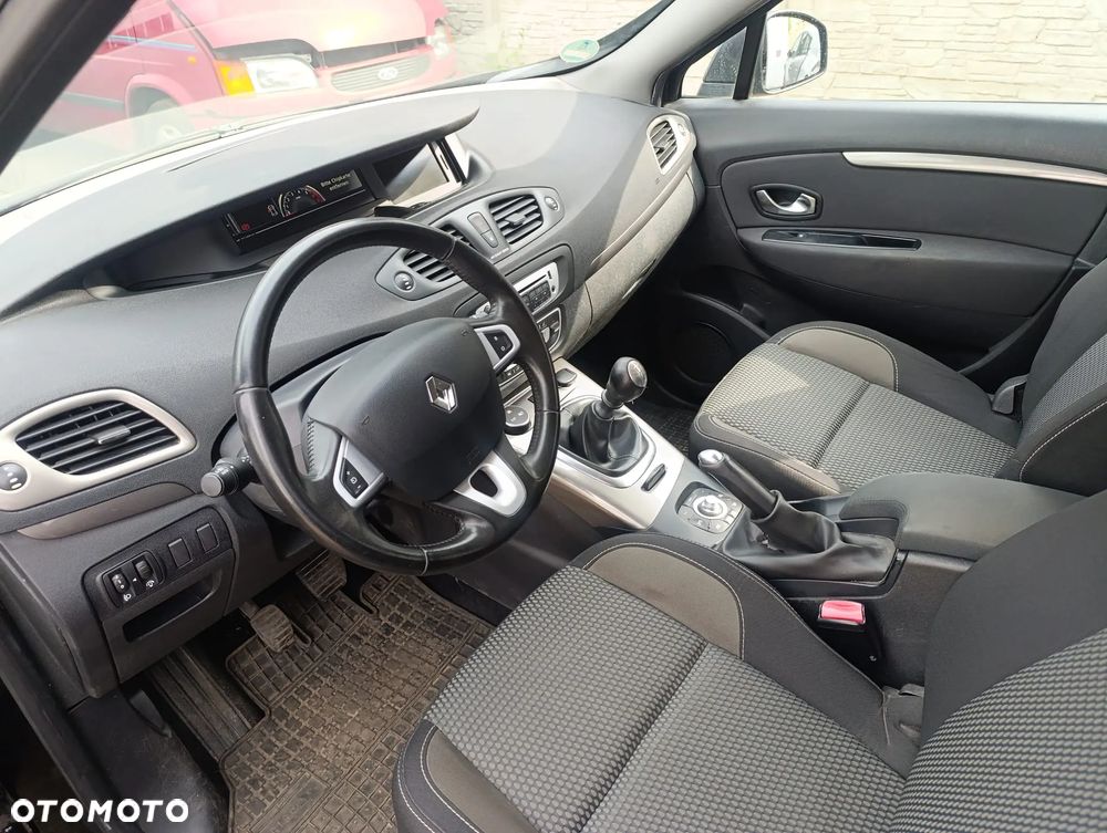 Renault Scenic Conquest - 3