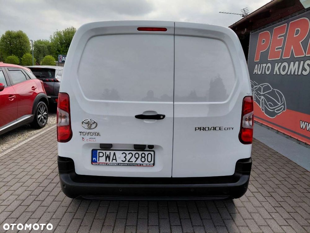 Toyota PROACE CITY - 7
