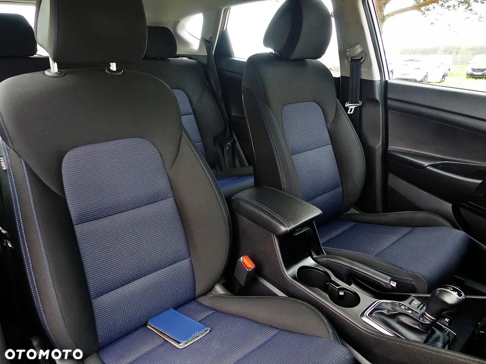 Hyundai Tucson 2.0 CRDi 4WD Automatik Advantage - 27