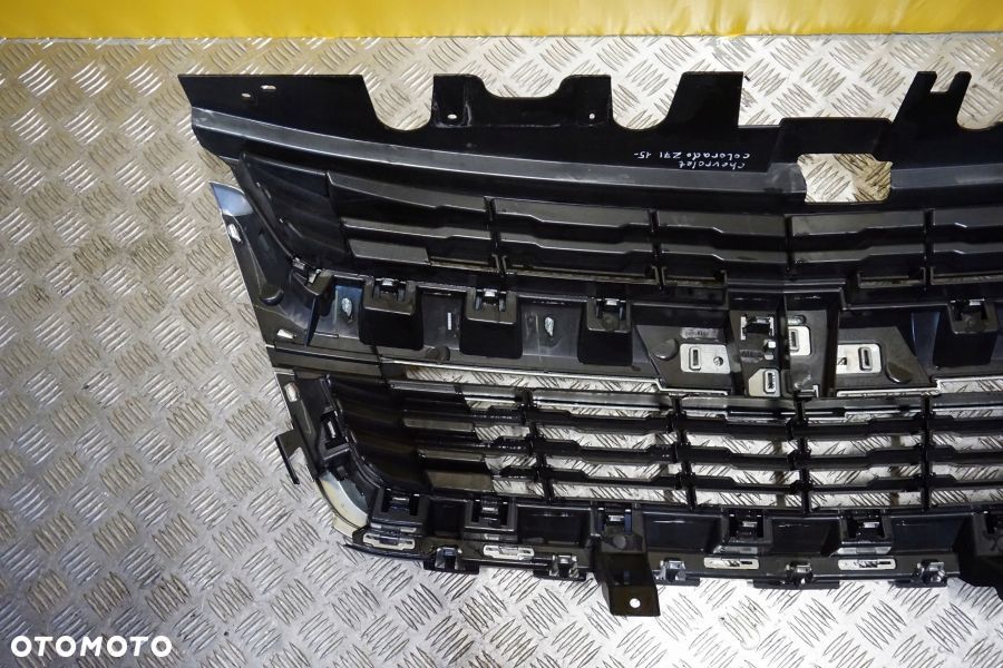 CHEVROLET COLORADO 2015 - 2020 Atrapa Przód Grill Chrom USA - 8