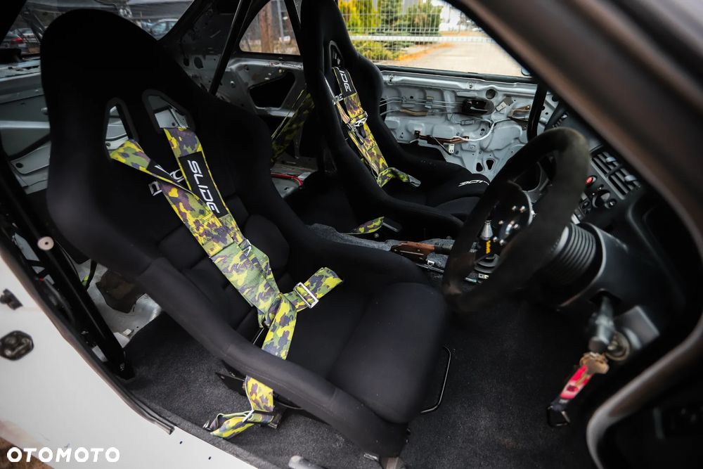 Nissan Skyline - 6