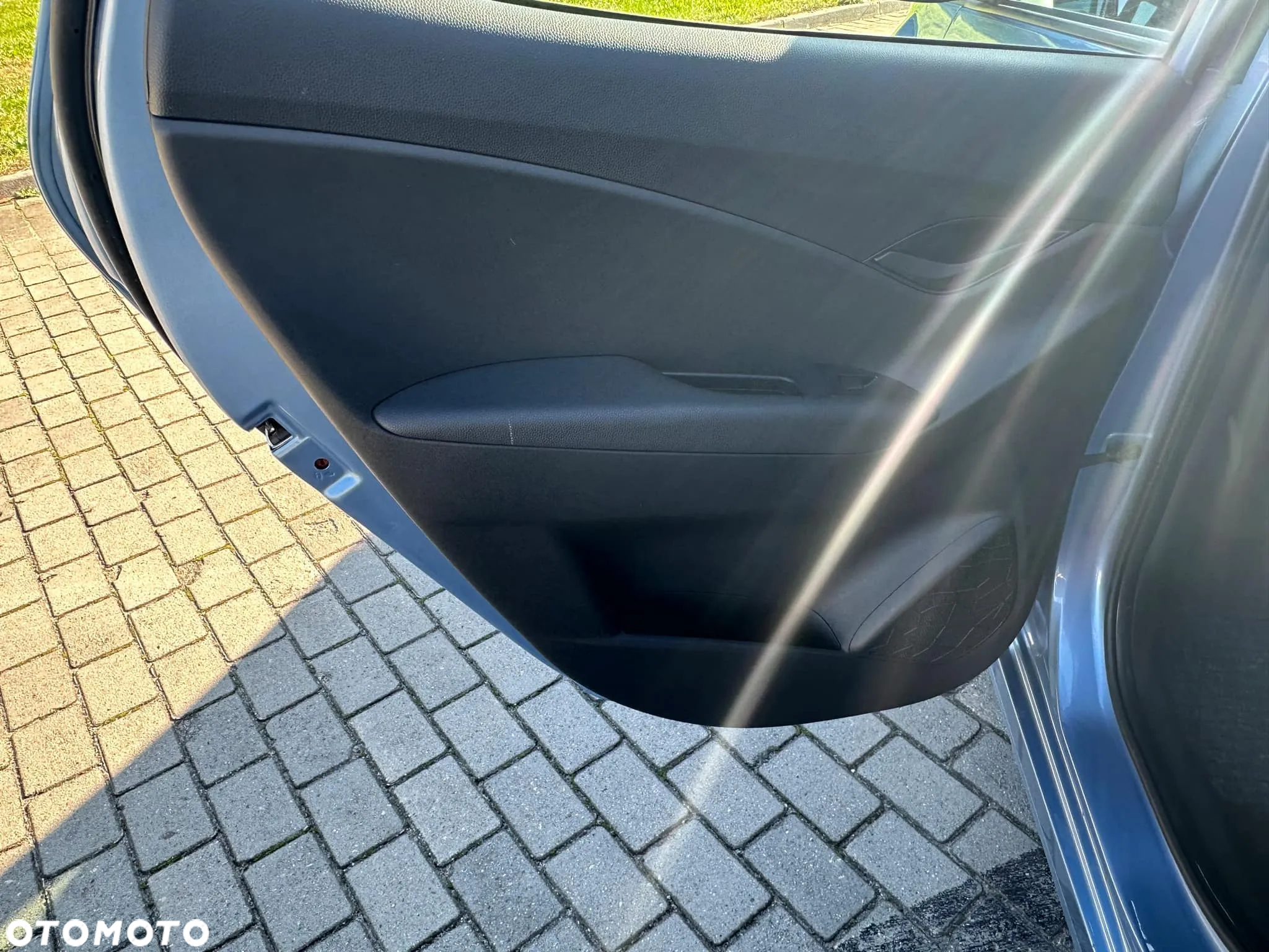 Hyundai ix20 1.4 Comfort blue - 17