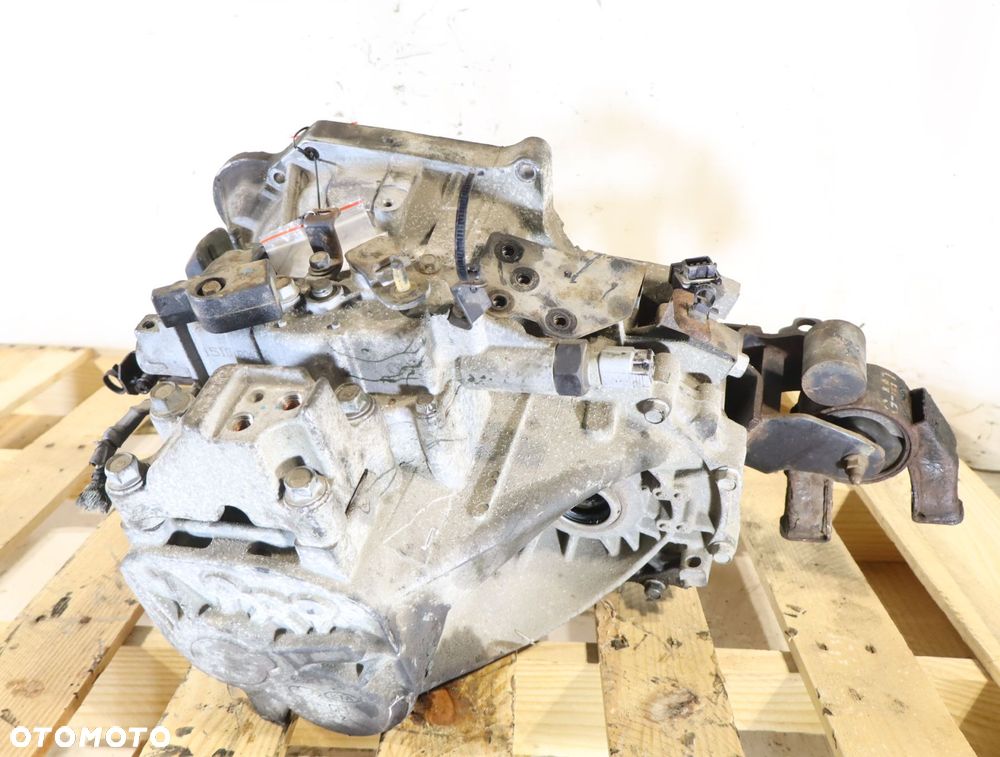 SKRZYNIA BIEGÓW 5 BIEGOWA KIA CEED I 1.4 R81775 - 2