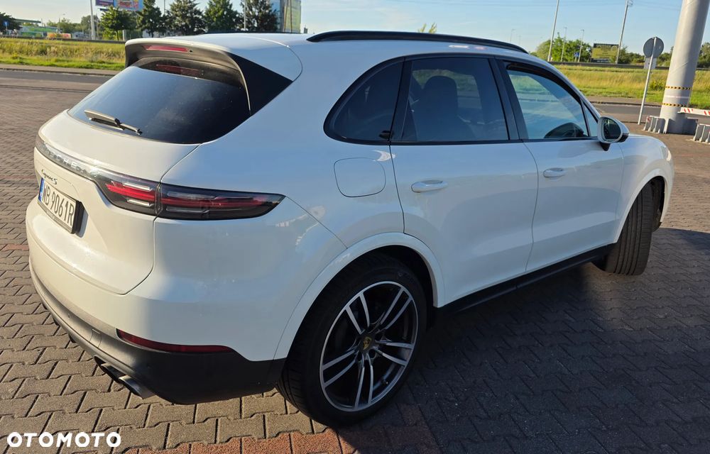 Porsche Cayenne S - 3